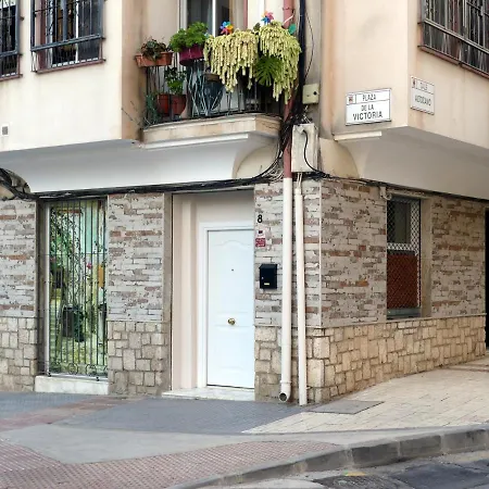 Encantador Bajo En Malaga