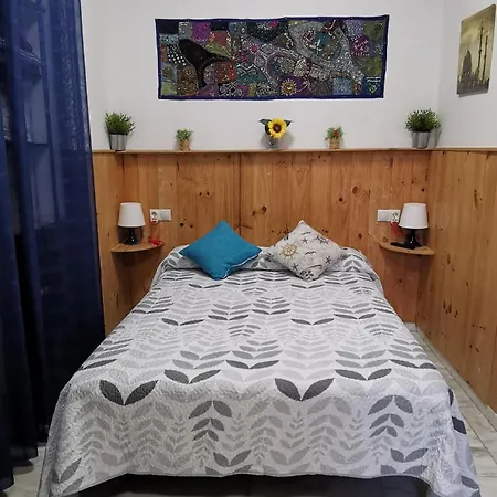 Encantador Bajo En Apartment